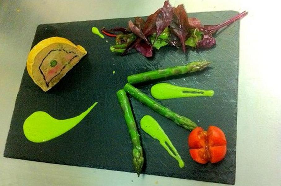 Hotel Restaurant Le Pain De Sucre Monistrol-dʼAllier エクステリア 写真
