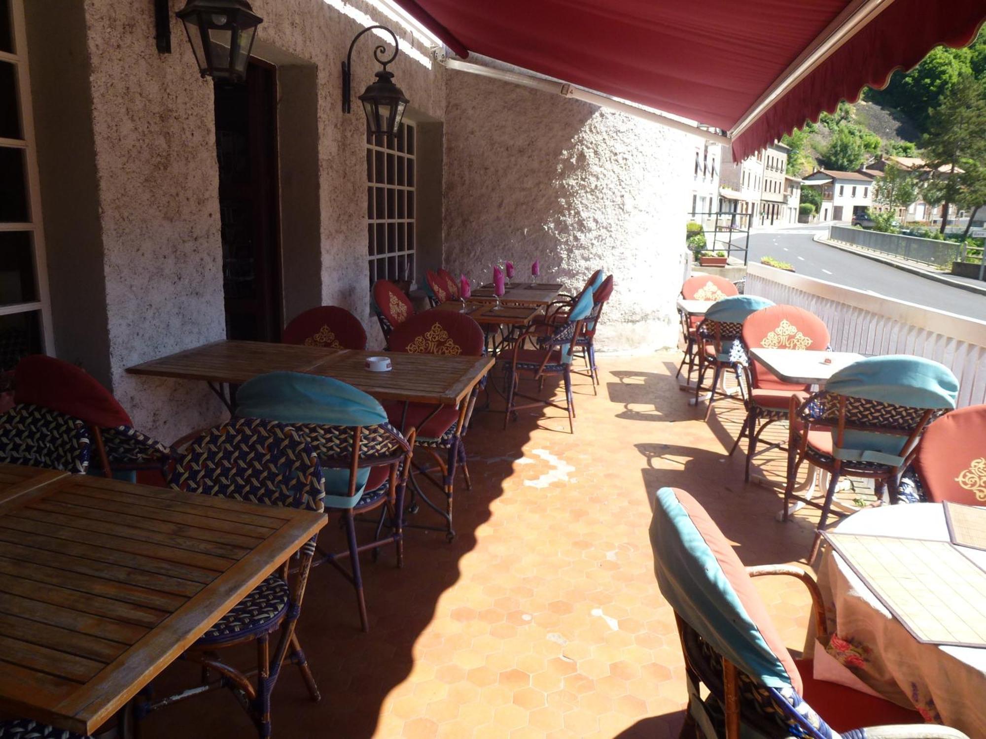 Hotel Restaurant Le Pain De Sucre Monistrol-dʼAllier エクステリア 写真