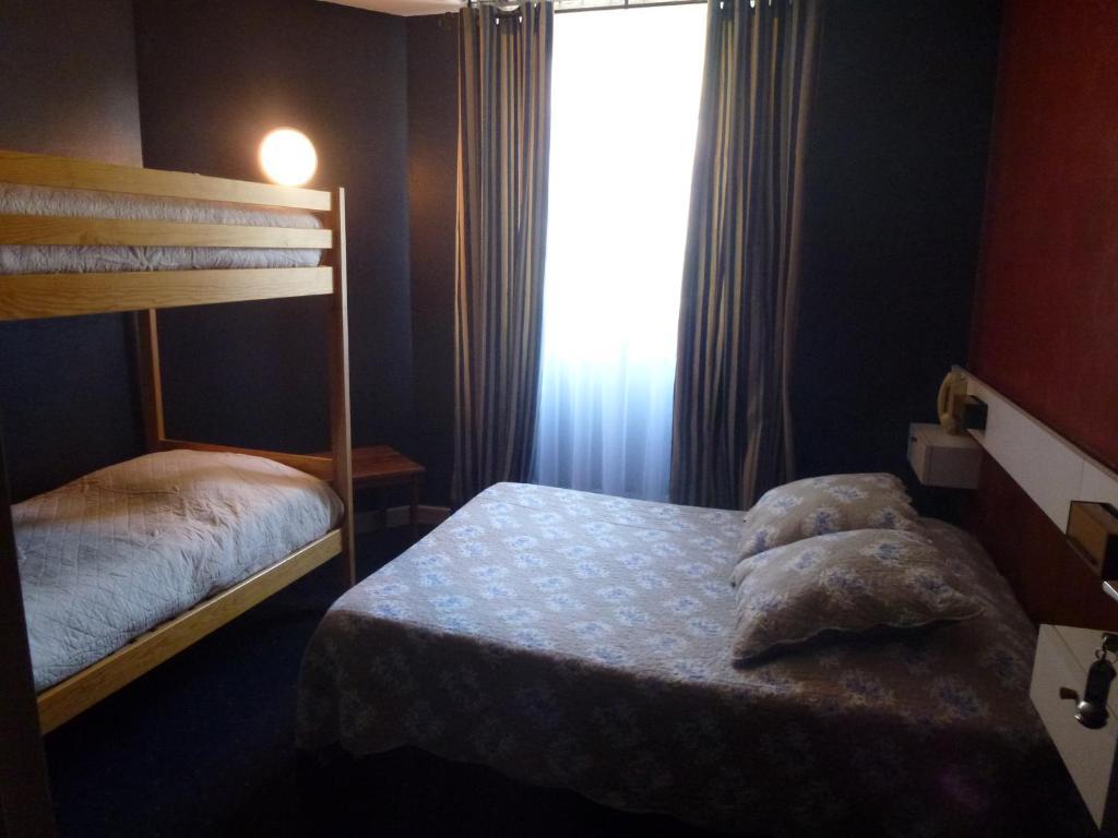 Hotel Restaurant Le Pain De Sucre Monistrol-dʼAllier 部屋 写真